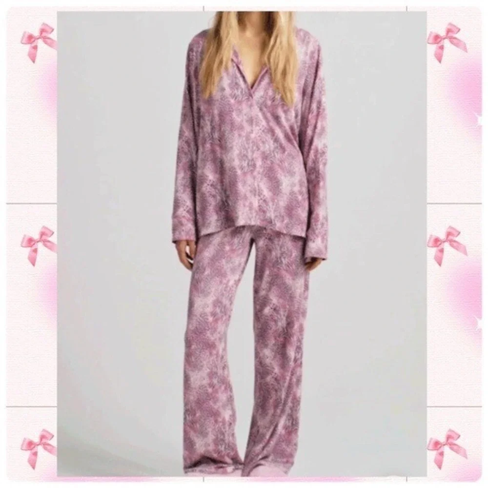 SKIMS SLEEP PJS LONG SLEEVE BUTTON UP PAJAMA SET BLOOM ANIMAL NWT SIZE MEDIUM